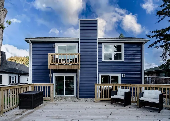 Holiday home 3br 2bth Waterfront Vacation On Riverwalk To Downtown With Pier McHenry