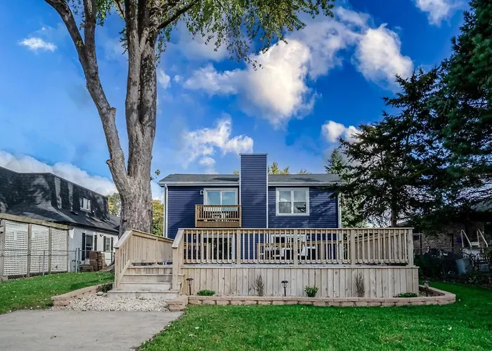 3br 2bth Waterfront Vacation On Riverwalk To Downtown With Pier *